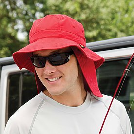 EXTREME VACATIONER W/NECK CAPE